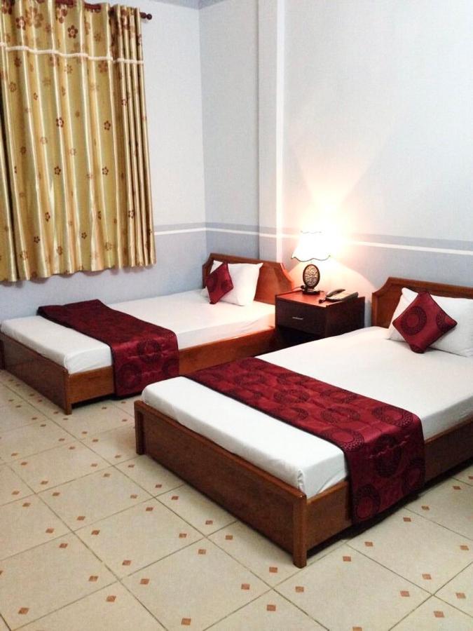 Huyen Tran Hotel Can Tho Bagian luar foto