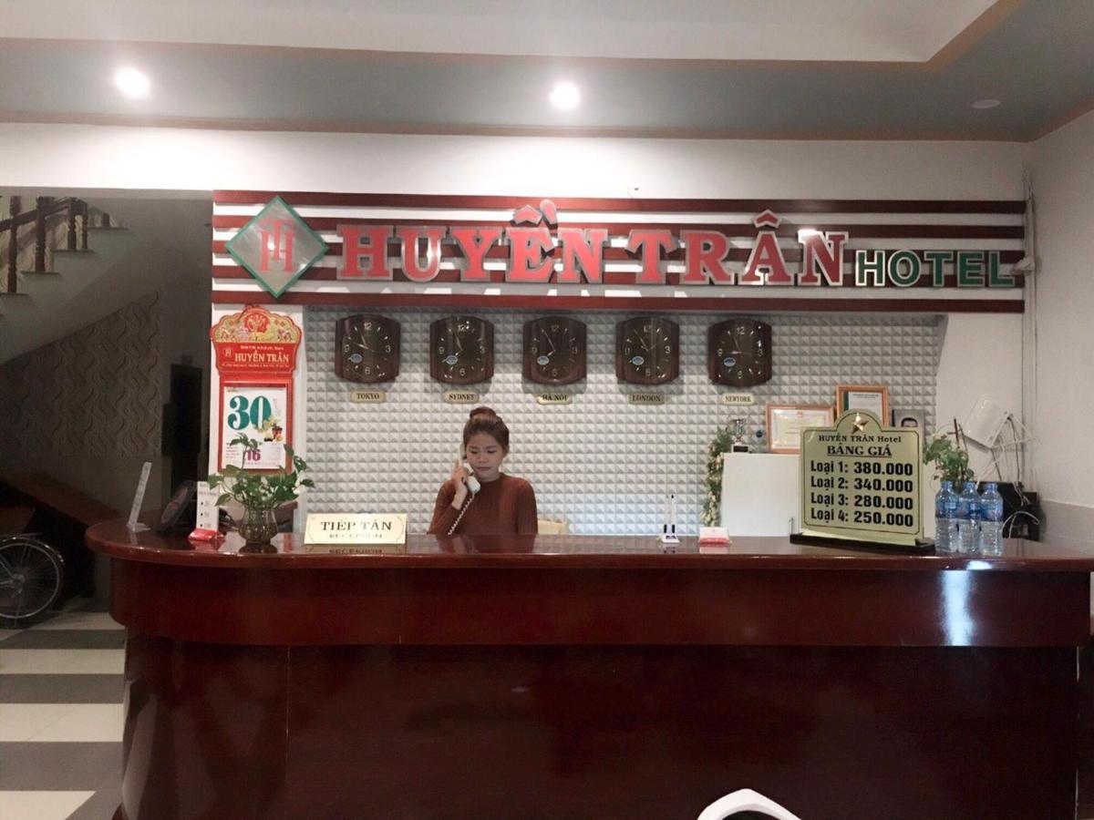 Huyen Tran Hotel Can Tho Bagian luar foto