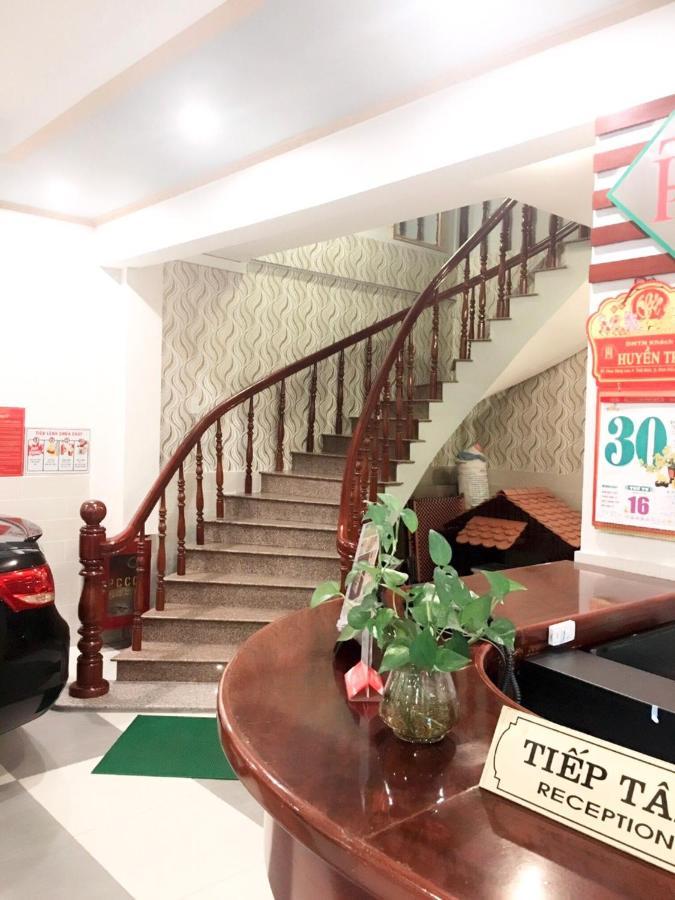 Huyen Tran Hotel Can Tho Bagian luar foto