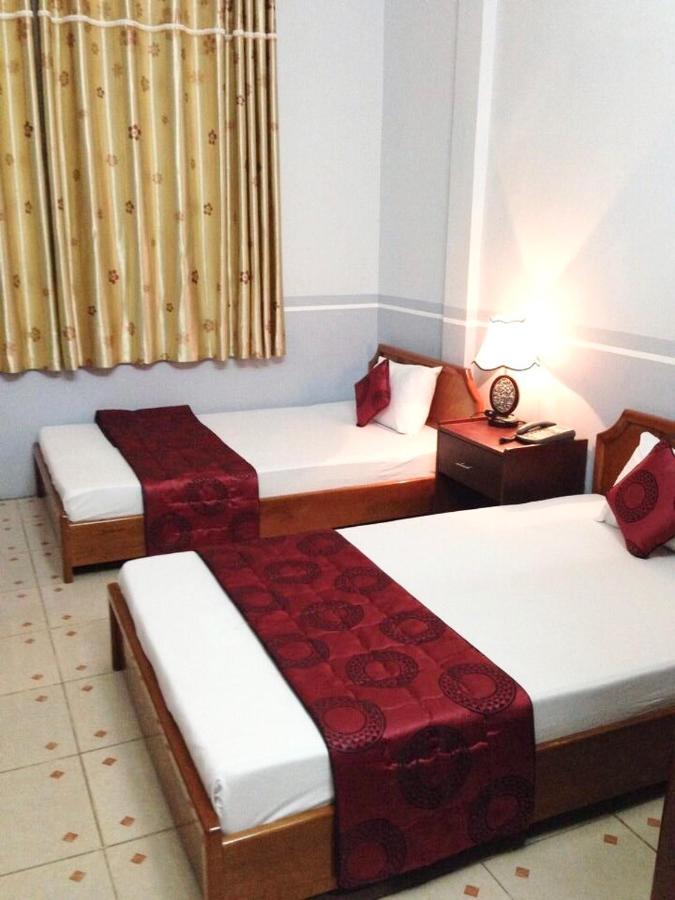 Huyen Tran Hotel Can Tho Bagian luar foto